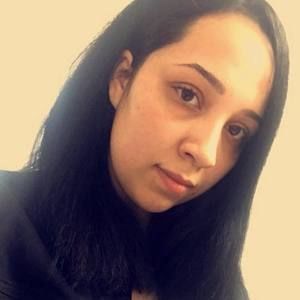 Meet your Posher, Adrianna